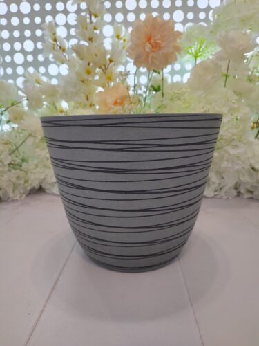 Craft D - Hand curved or grooved - Flowerplantpots (9)