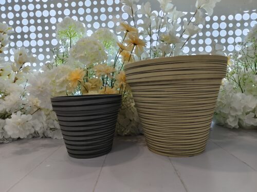 Flowerplantpots.com-Bowl-Planters-with-cornice