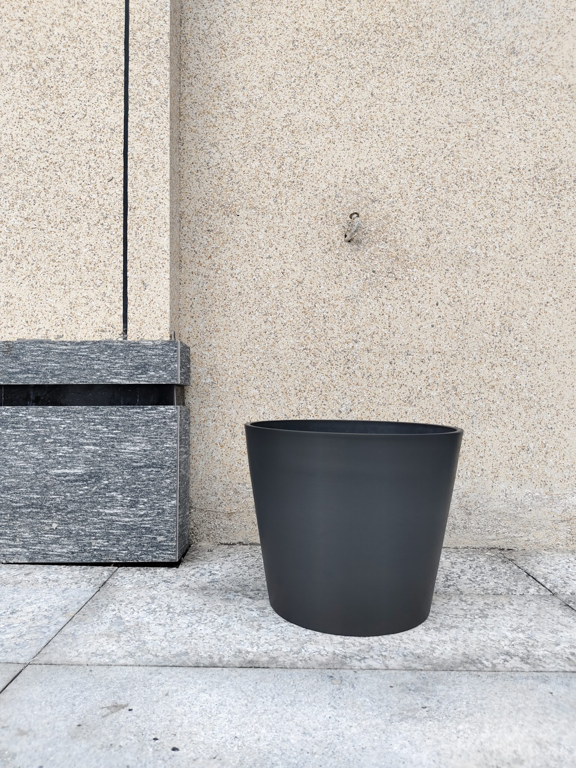 flowerplantpots.com - Tapered Planters Wide - TW series (9)